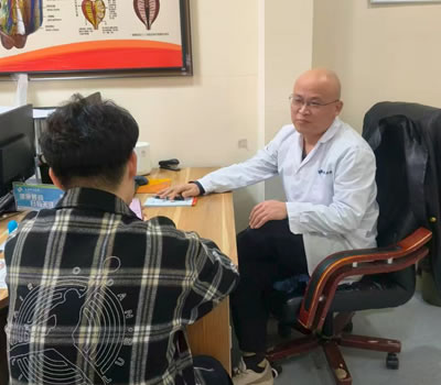 乌鲁木齐市|男科医师高朋磊：守护男性健康，专业男科诊疗